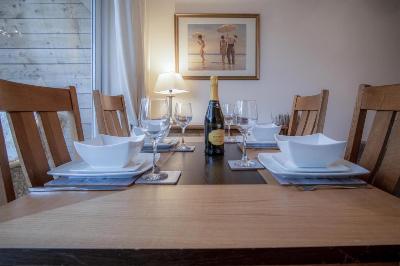Seawinds - 2 Bedroom Bungalow - Pentlepoir Kilgetty Εξωτερικό φωτογραφία