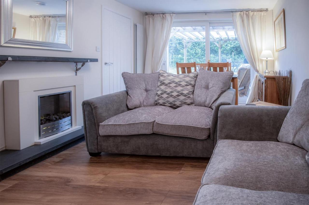 Seawinds - 2 Bedroom Bungalow - Pentlepoir Kilgetty Εξωτερικό φωτογραφία